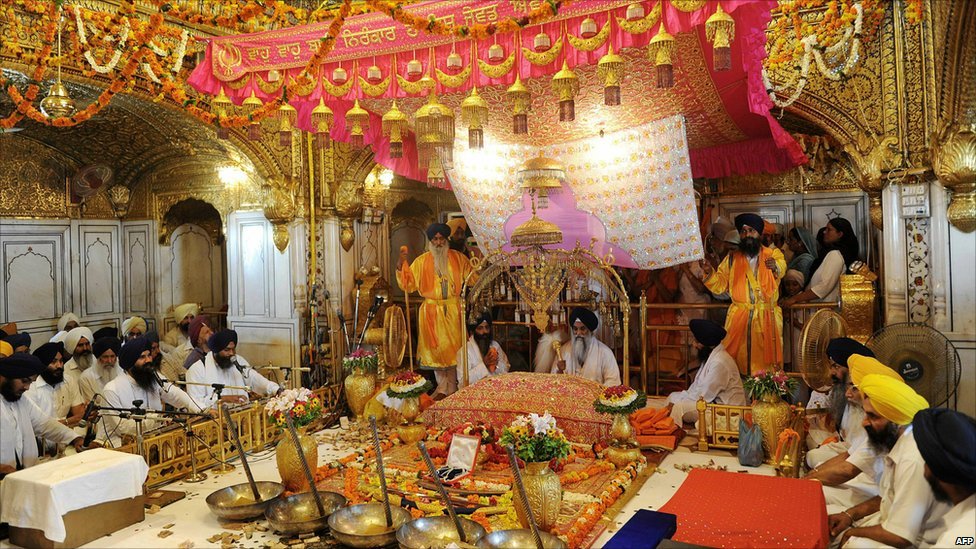 1golden-temple-amritsar-punjab