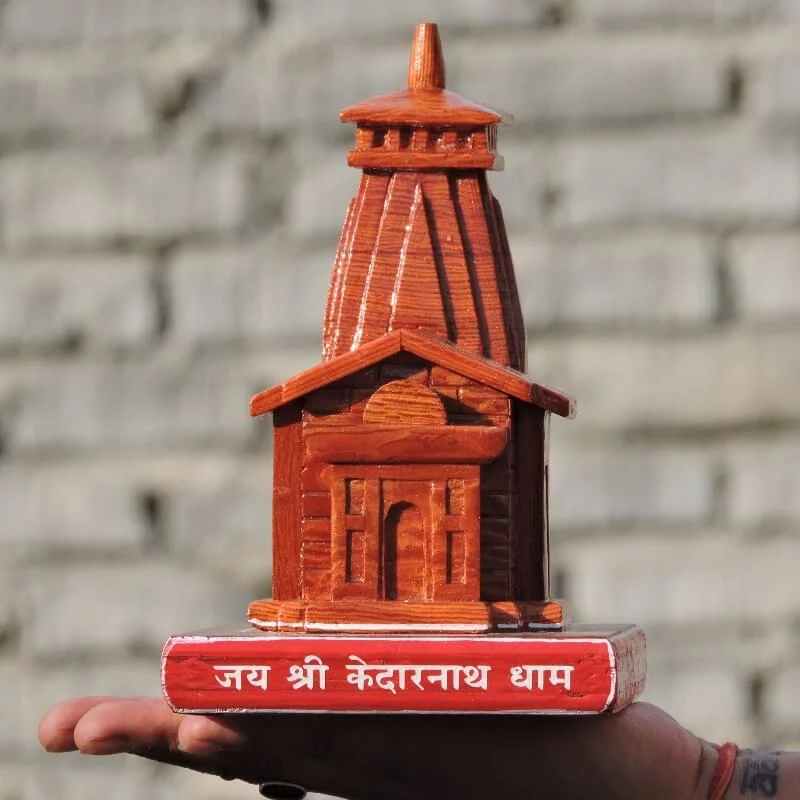 kedarnath-temple-showpiece-pine-tree-bark